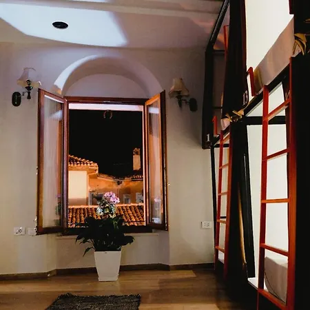 旅馆 Scodrinon Shkodër