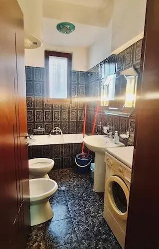 Scodrinon بيت شباب