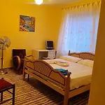 Auberge de jeunesse Scodrinon *
