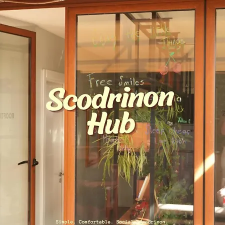 ホステル Scodrinon Shkodër